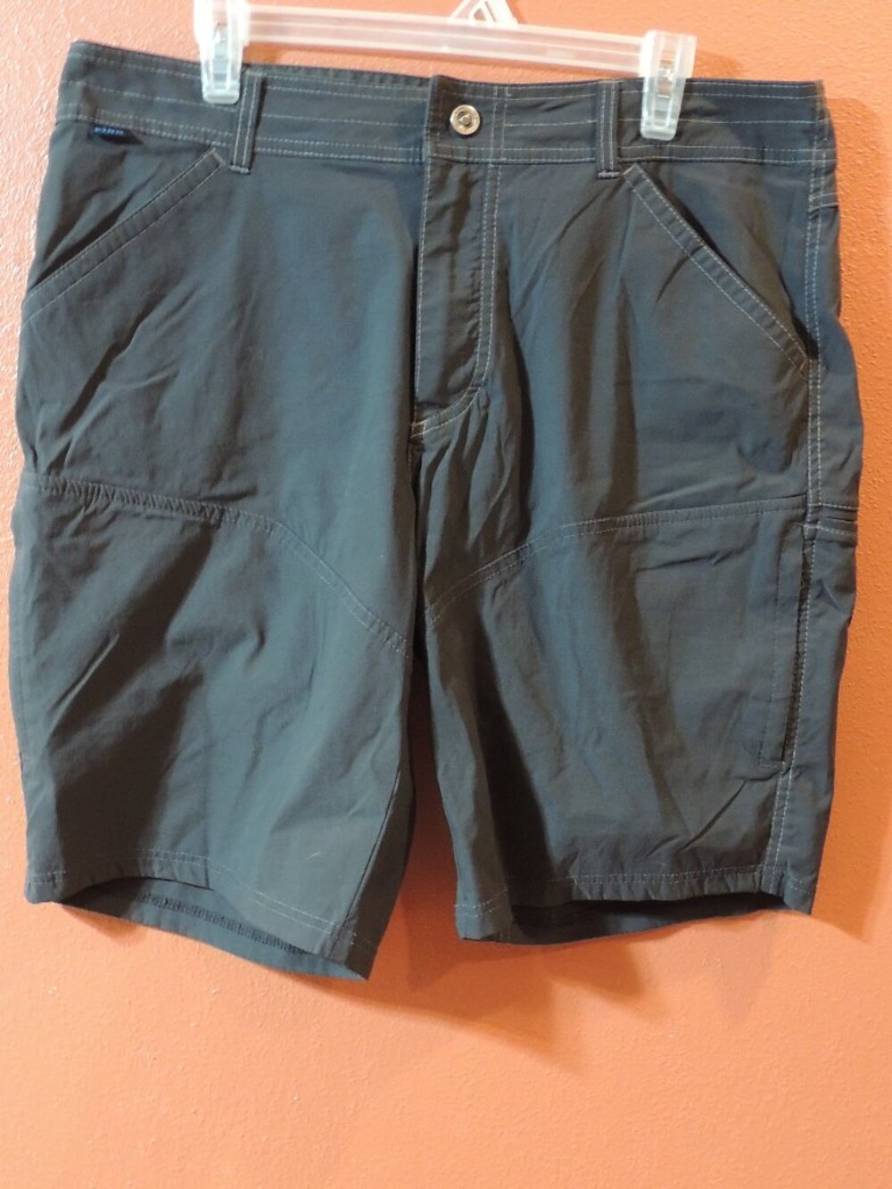 Kuhl Shorts Men Size 36 Dark Gray Pockets Outdoor Hiking Camping Mountain Shorts
